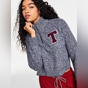Tommy Hilfiger Collegiate Preppy Women's Quarter Zip Sweatshirt- Size XS